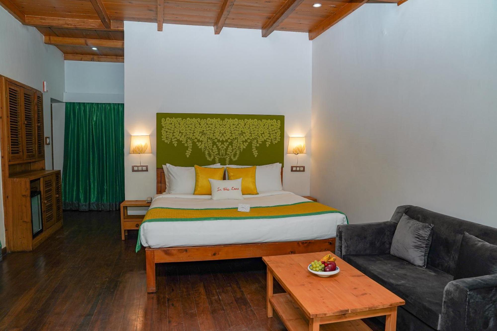 Zone Connect By The Park, Manali Hotel Bagian luar foto