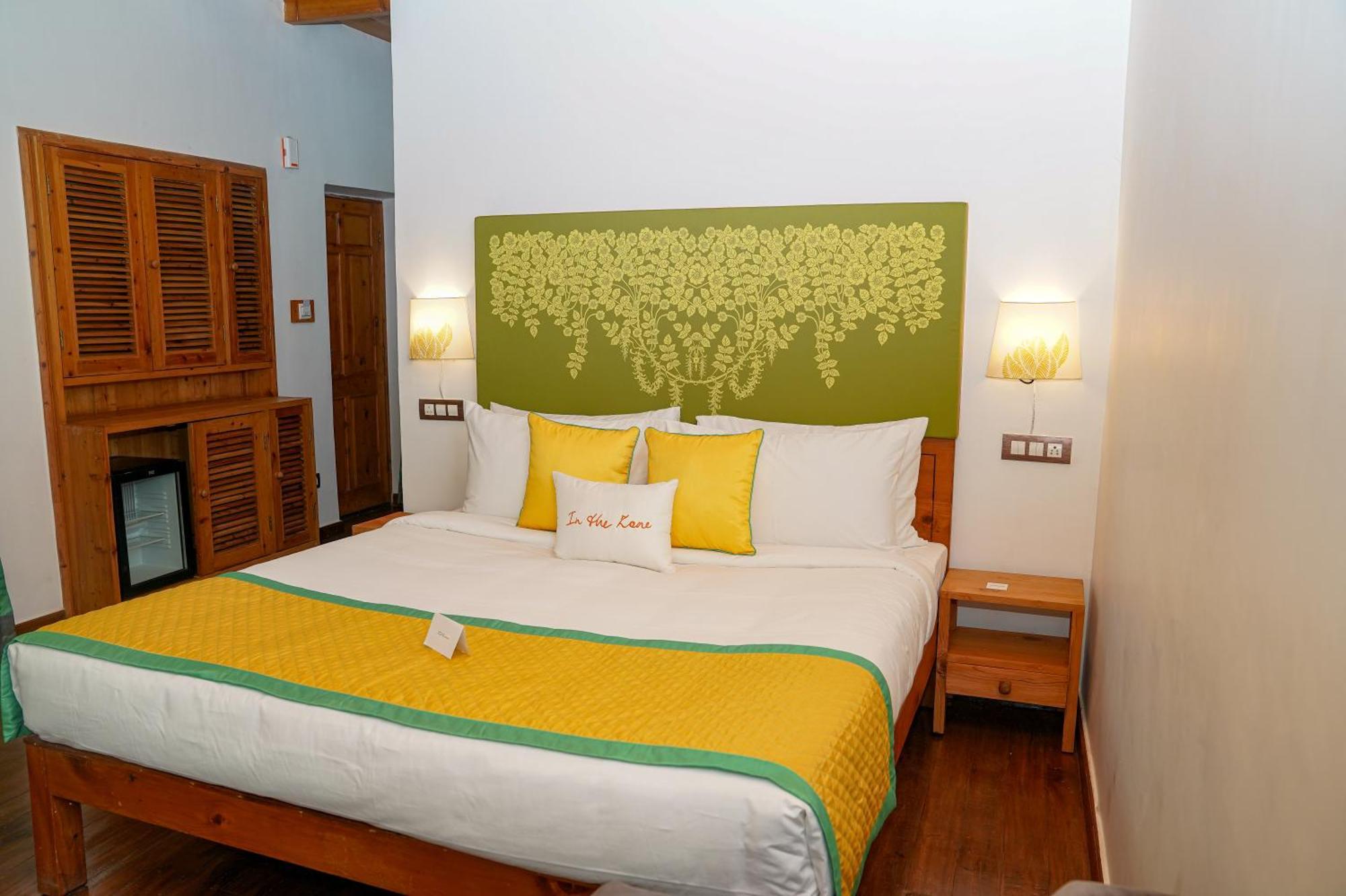 Zone Connect By The Park, Manali Hotel Bagian luar foto