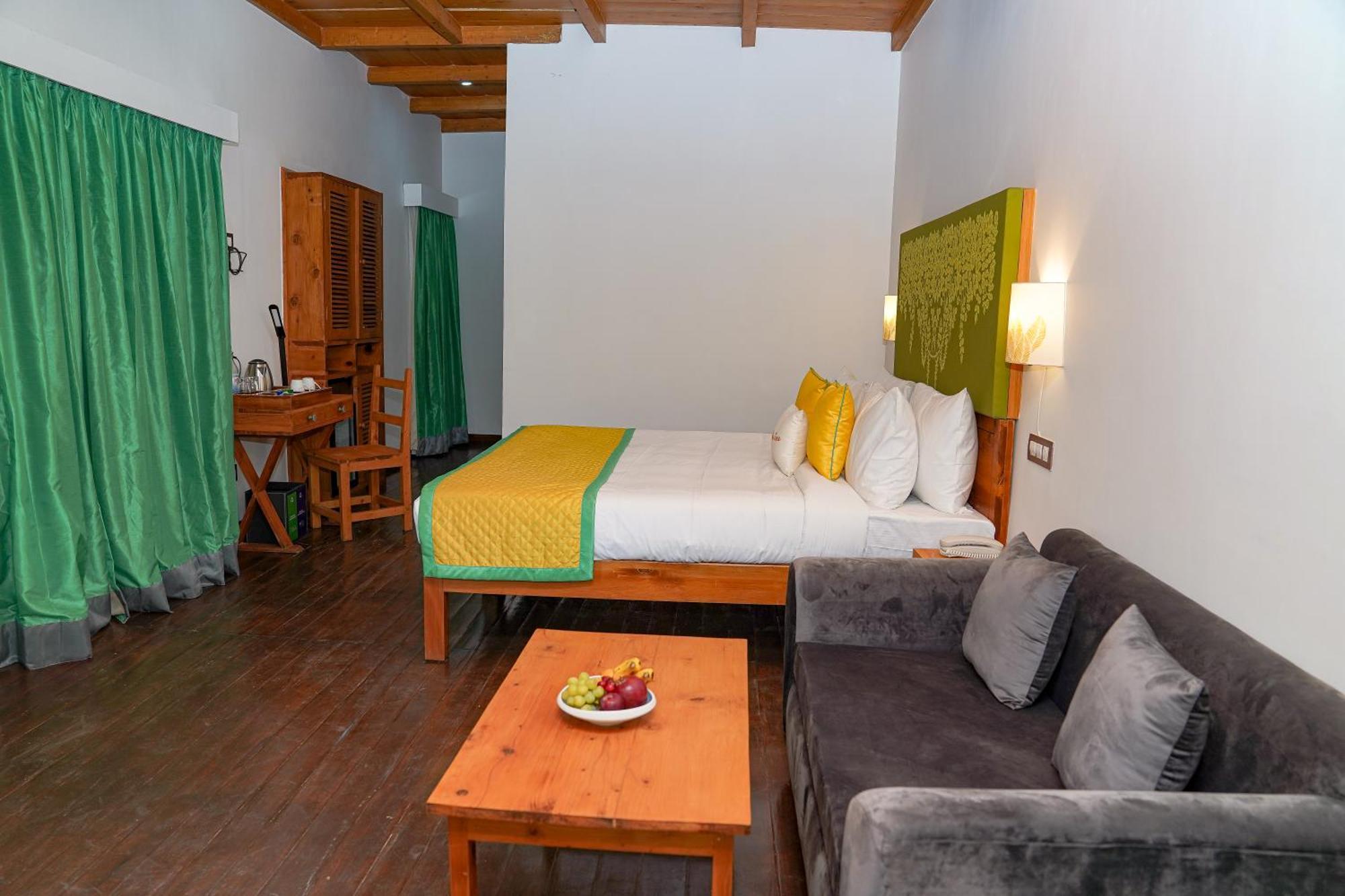 Zone Connect By The Park, Manali Hotel Bagian luar foto