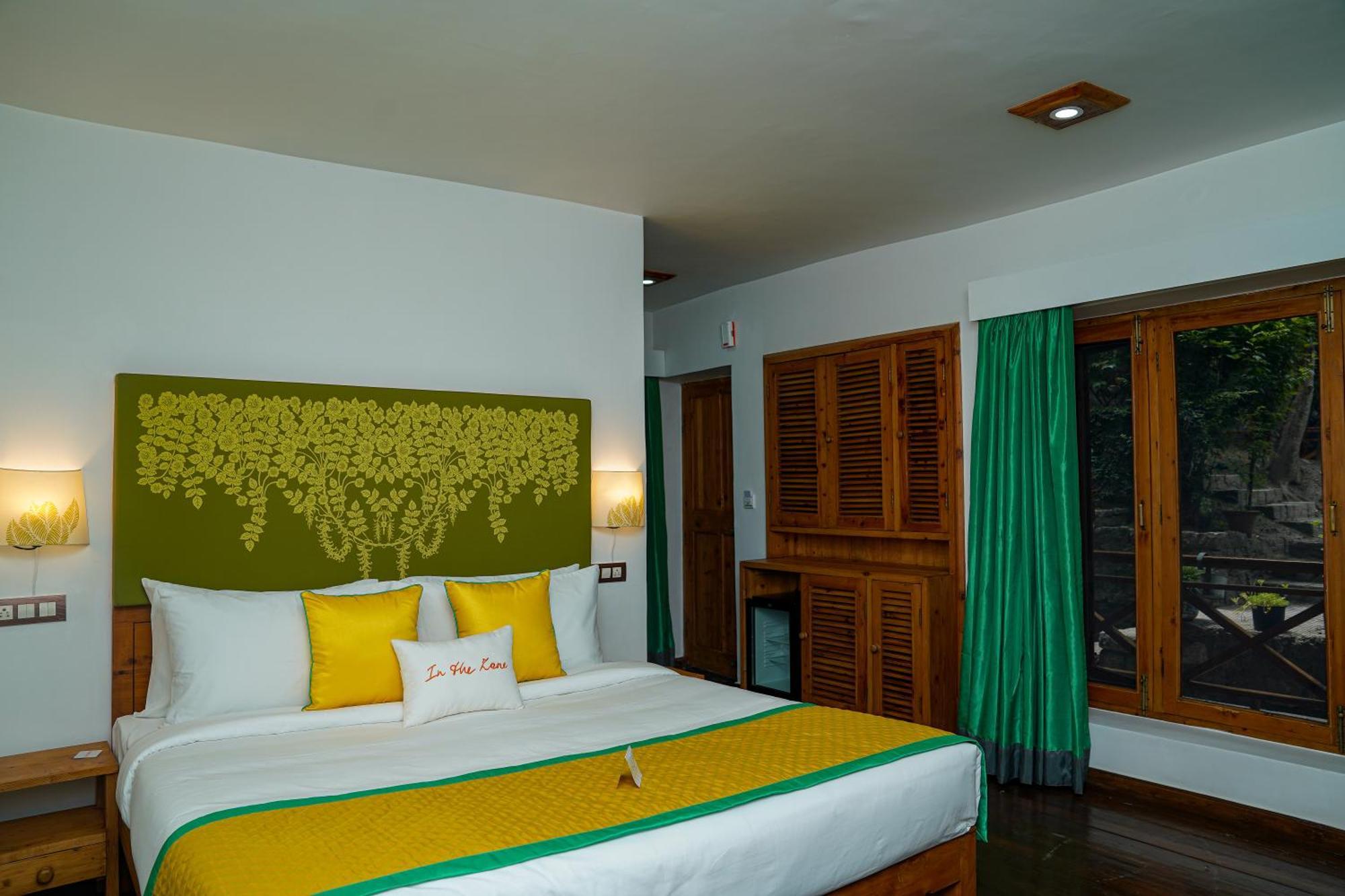 Zone Connect By The Park, Manali Hotel Bagian luar foto