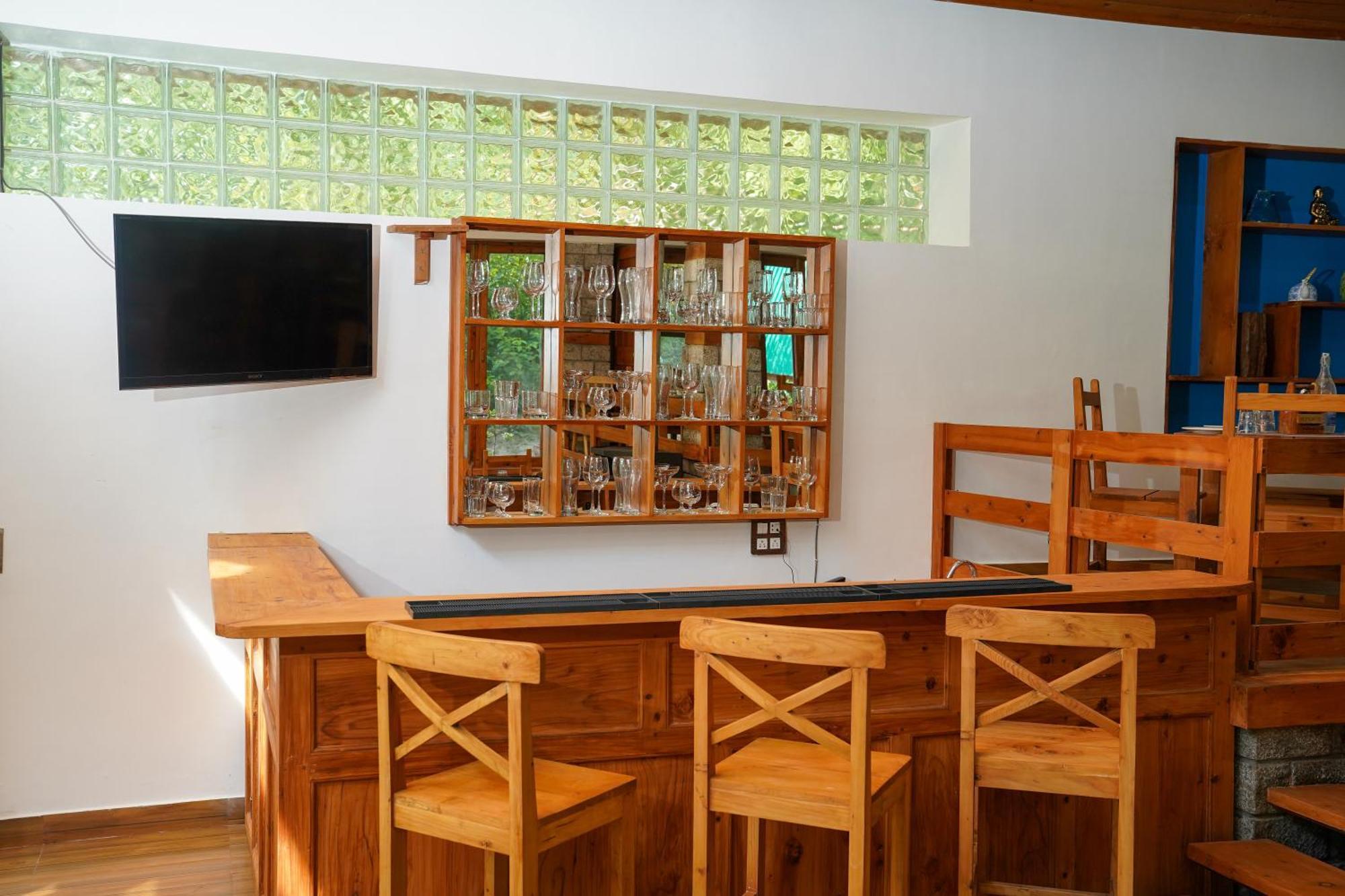 Zone Connect By The Park, Manali Hotel Bagian luar foto