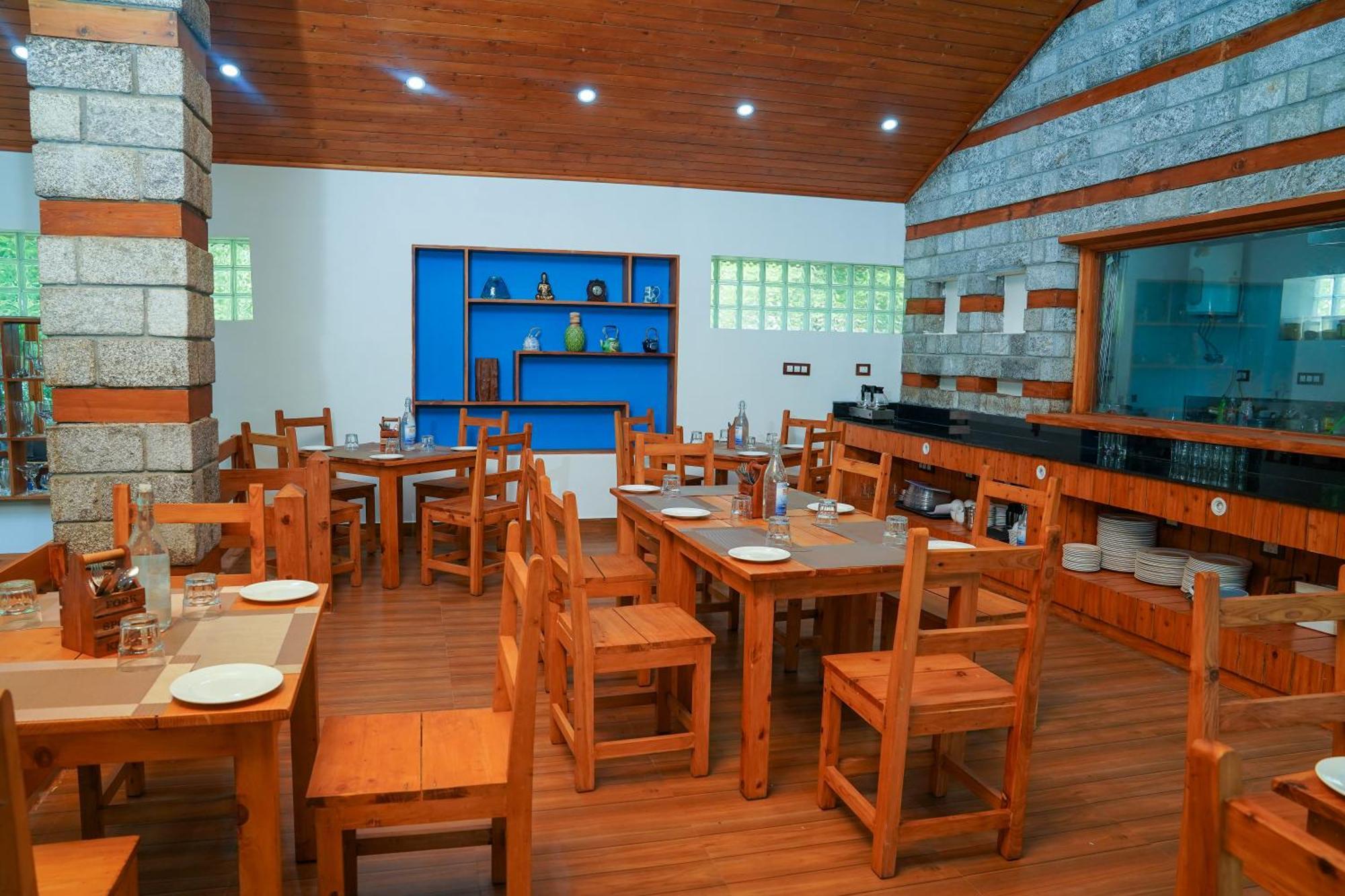 Zone Connect By The Park, Manali Hotel Bagian luar foto