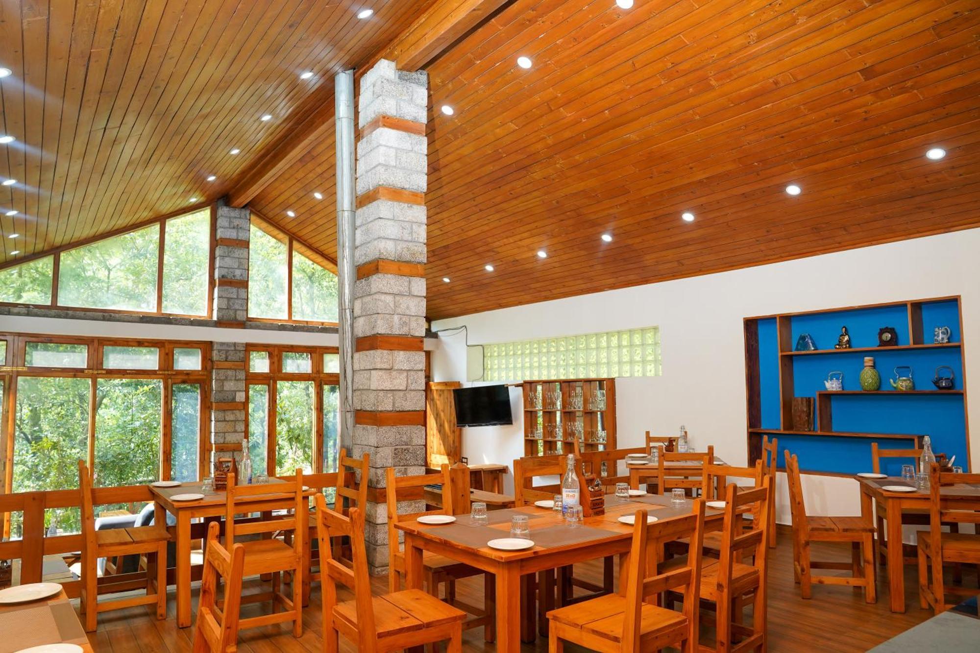 Zone Connect By The Park, Manali Hotel Bagian luar foto