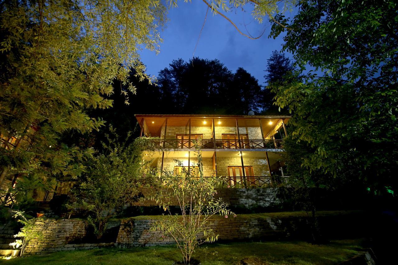 Zone Connect By The Park, Manali Hotel Bagian luar foto